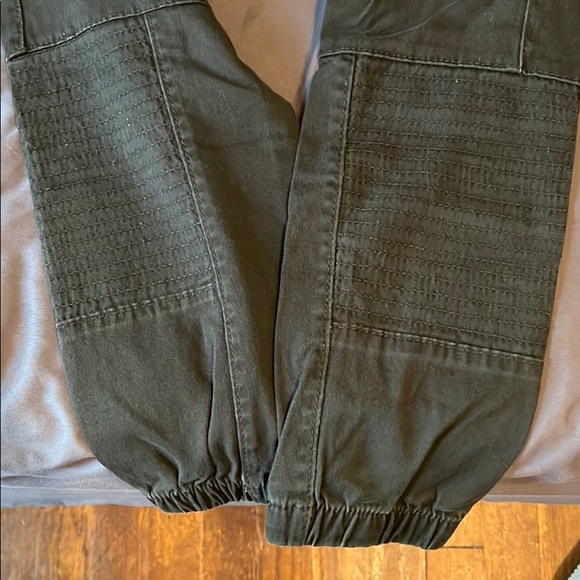 Ring of Fire forest green jogger pants - Picture 3 of 5